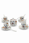 Servizio Caffè 4 Persone in Porcellana – 4 Tazzine con Piattini + 4 Cucchiaini + Zuccheriera – Decoro Farfalle – Set Espresso Elegante – Lavastoviglie e Microonde