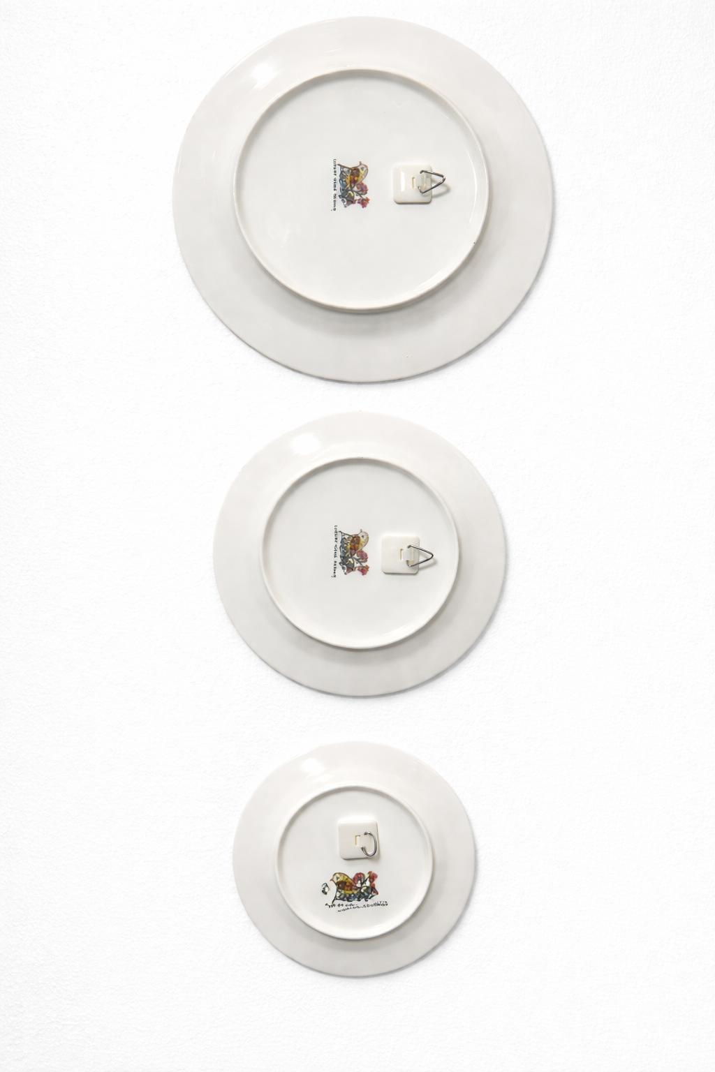 Piatto da Muro Decorativo Japan Birds Ø 27 cm – Piatto in Porcellana Decorata con Uccellino e Fiori – Decorazione Parete Stile Giapponese – Idea Regalo Casa