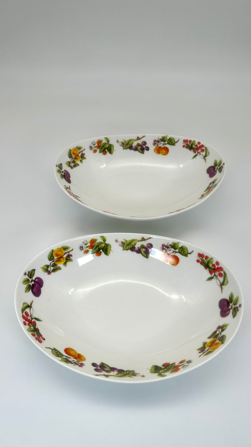 Set 2 Piatti a Forma di Gondola in Porcellana – 26×19x5 cm