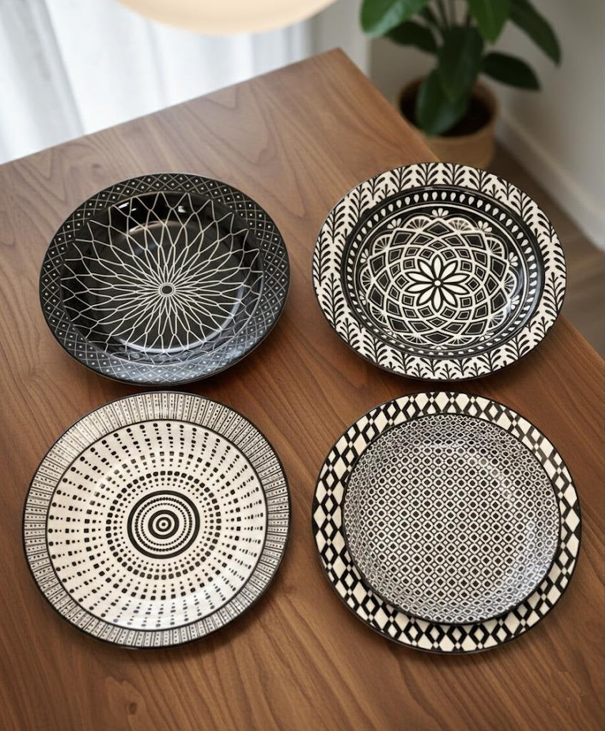 Set 4 Piatti Fondi in Porcellana Decorata – 21x4,5 cm