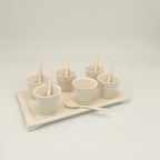 Set 6 Bicchierini da Caffè con 6 Cucchiaini e Vassoio in Porcellana