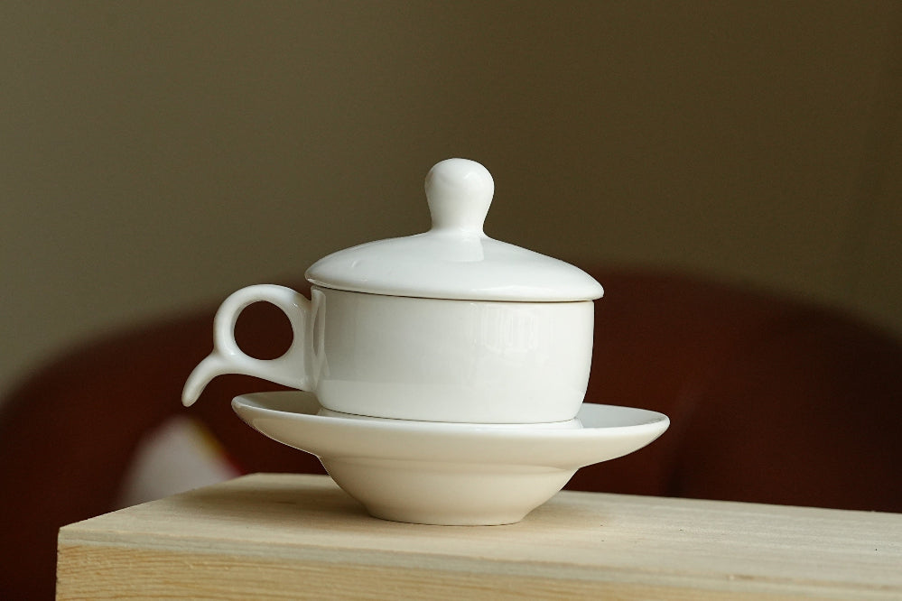 tazzine con coperchio e piattino